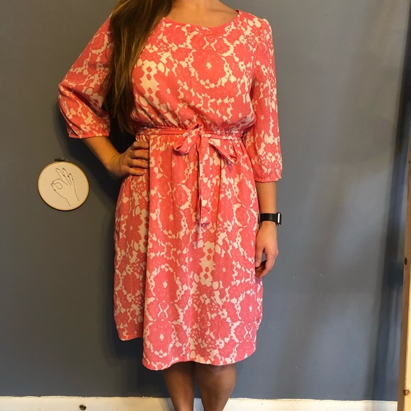 H&M Dresses & Skirts - H&M Floral Knee Length Dress